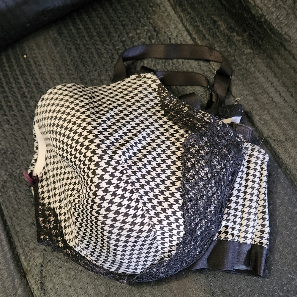 Black and White Houndstooth Bra